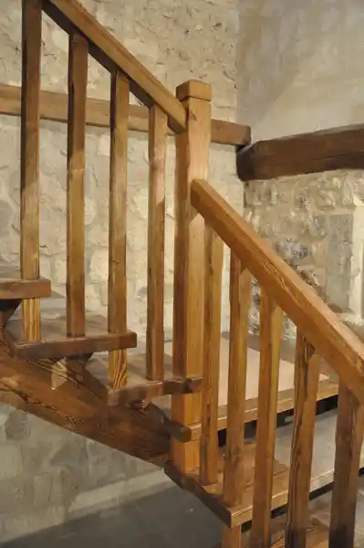Escalera madera rústica