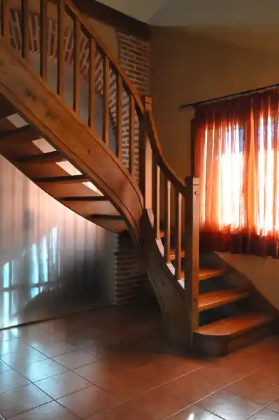 Escalera madera rústica